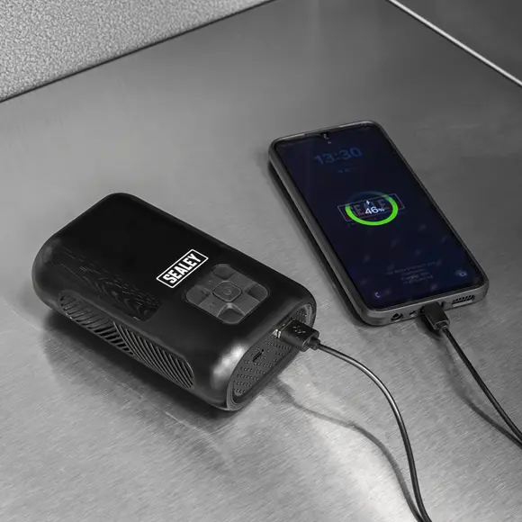 CTI130_ACT_CHARGING_PHONE_DFC1886567.webp